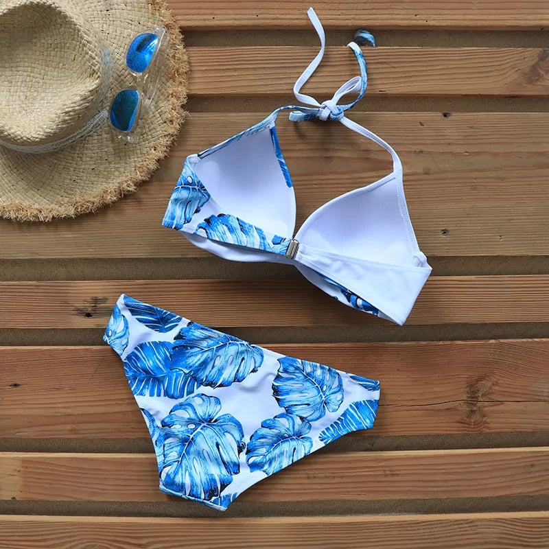 Dive into Fun and Flirty Style with Our Sexy Swimsuit!