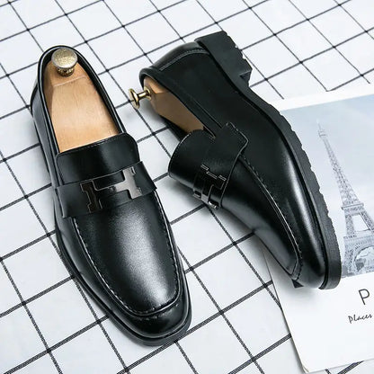 Italian-style leather loafers for men by Roveleto