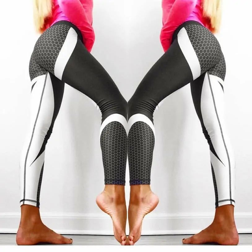 Elevate your style and sculpt your silhouette with our Ankle-Length Booty Lifting Leggings!