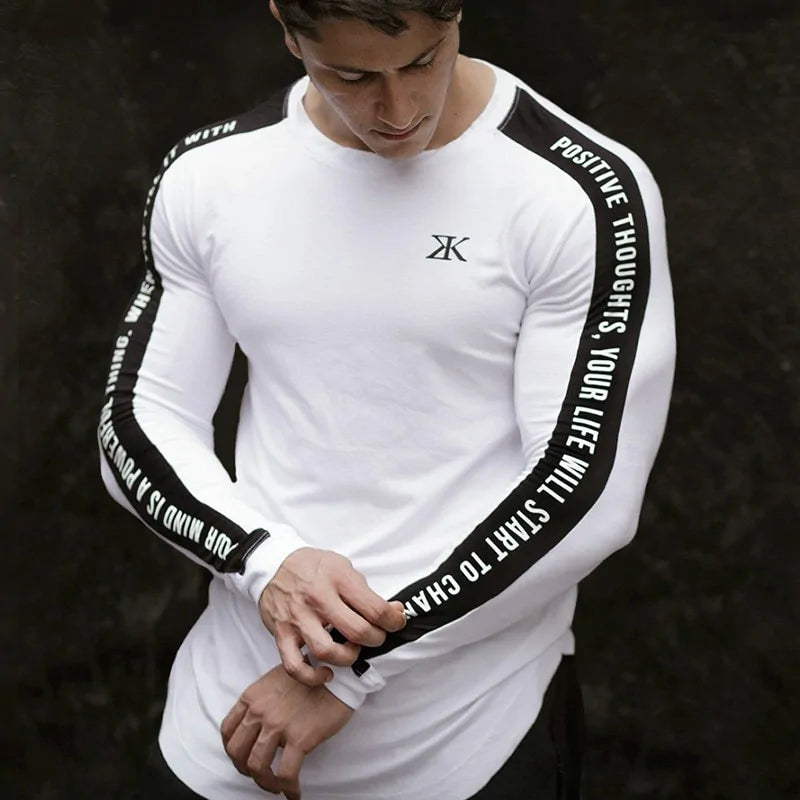 T-shirt with long sleeves