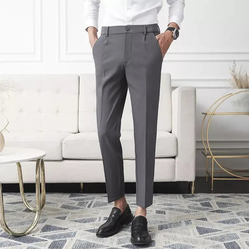 With non-smooth narrow business trousers, you will effortlessly create a spectacular image