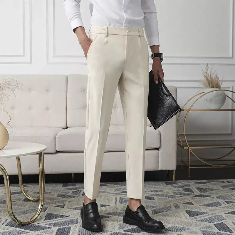 With non-smooth narrow business trousers, you will effortlessly create a spectacular image