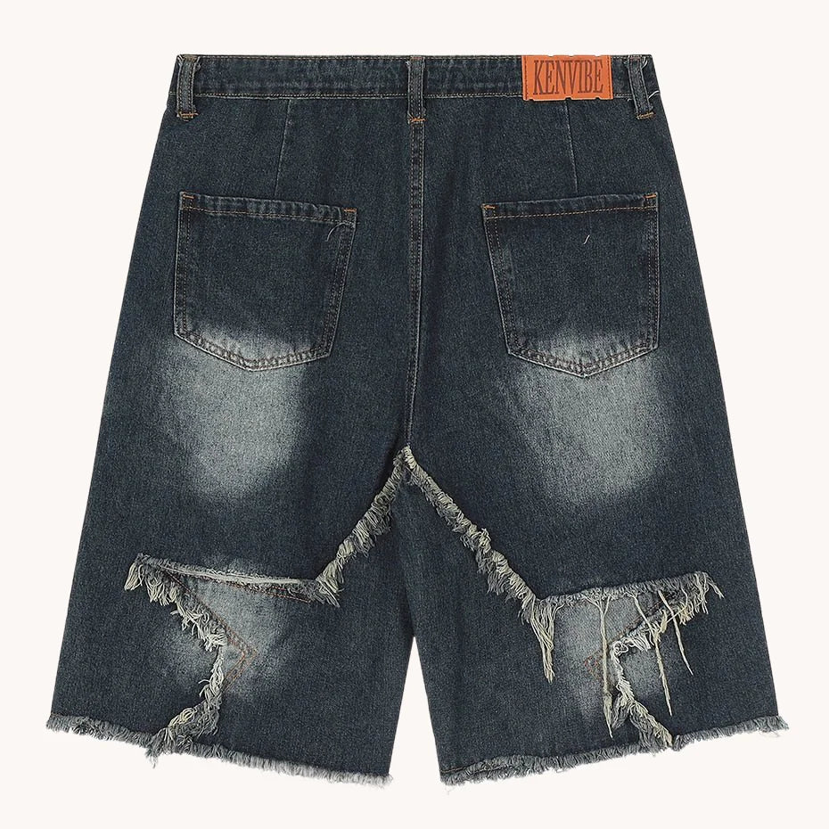 Complete your summer wardrobe with vintage denim Star shorts made of splicing