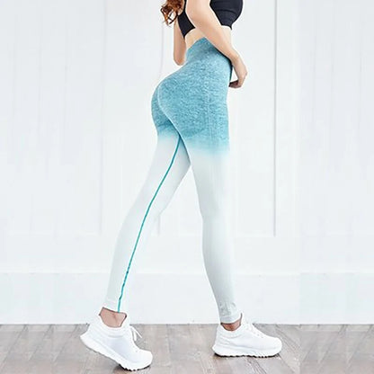 Tight-fitting leggings with an ombre effect in turquoise color