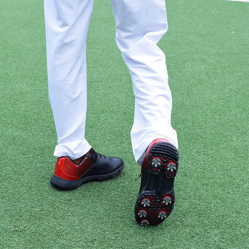 Don't compromise on comfort or style – step up your game with Sampsom Men's Golf Shoes