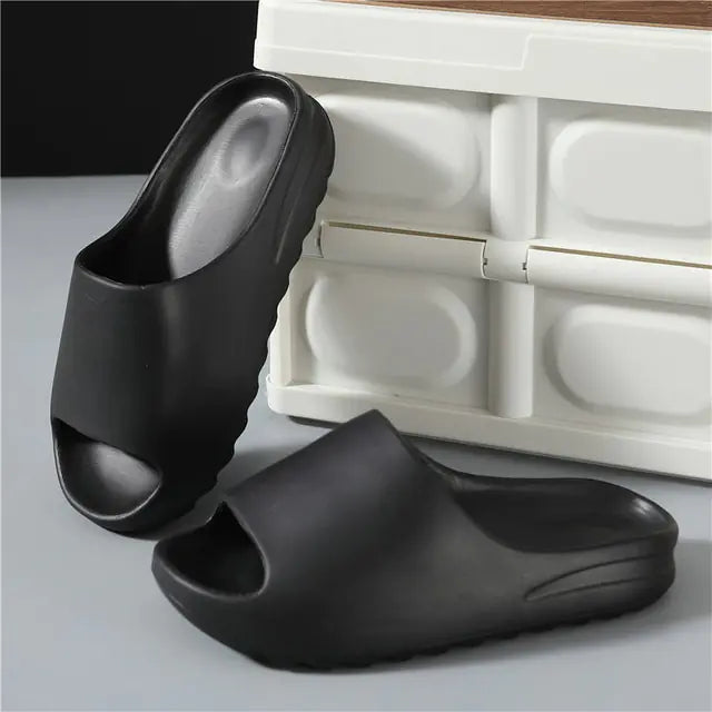 Summer Men's Slippers Outdoor Men's Slip-on Shoes